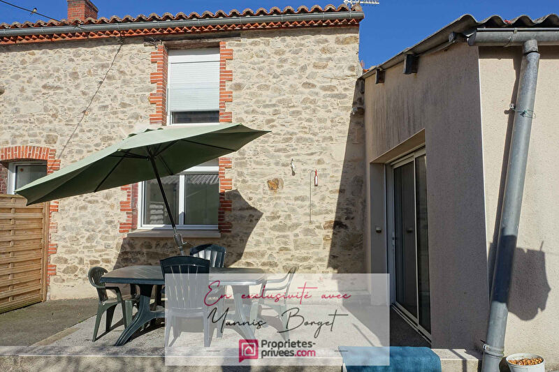 MORMAISON Maison à Mormaison : Opportunité d'Investissement avec Revenus Locatifs 2