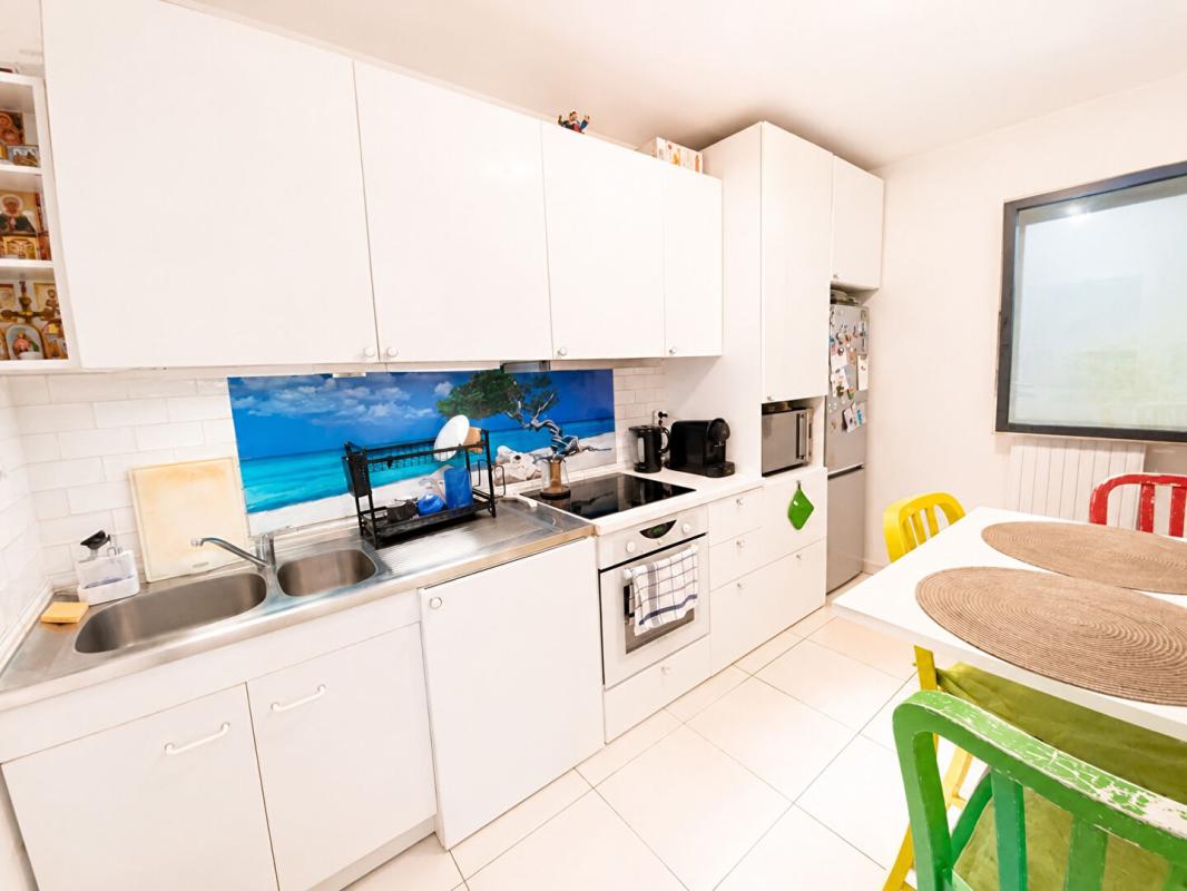 GENNEVILLIERS Appartement Gennevilliers 3 pièce(s) 66 m2 4