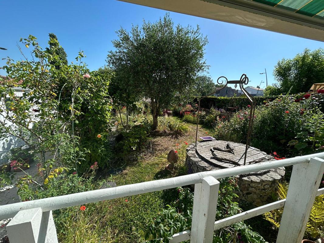 SAINT-NAZAIRE-SUR-CHARENTE Maison Saint Nazaire Sur Charente 8 pièce(s) 162.50 m2 7