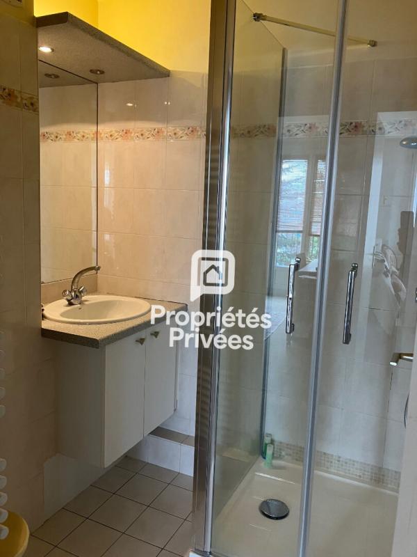 LE CHESNAY Agréable appartement 5 pièces au calme 13