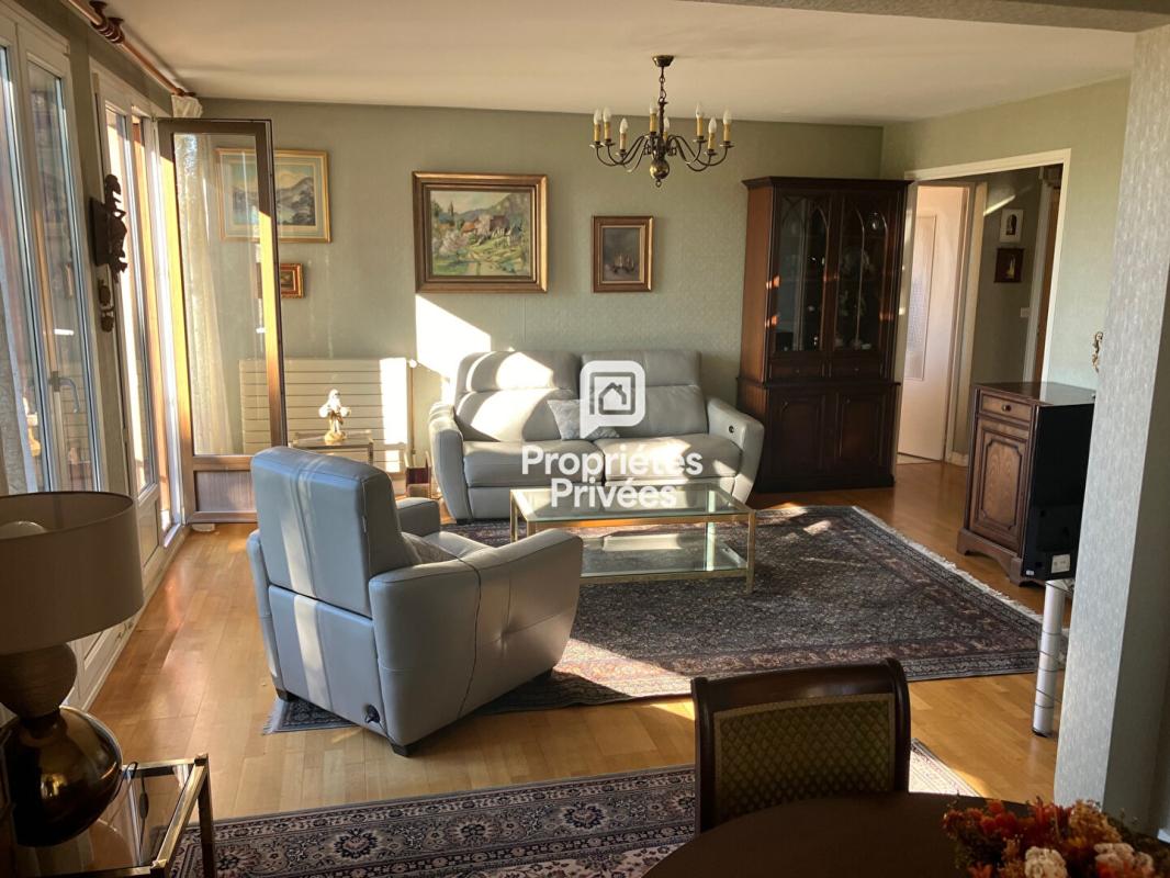 LE CHESNAY Agréable appartement 5 pièces au calme 4