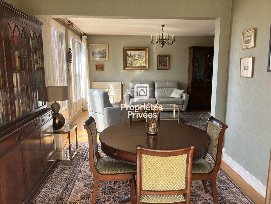 LE CHESNAY Agréable appartement 5 pièces au calme 5
