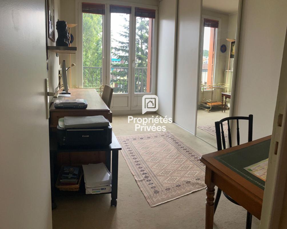 LE CHESNAY Agréable appartement 5 pièces au calme 9