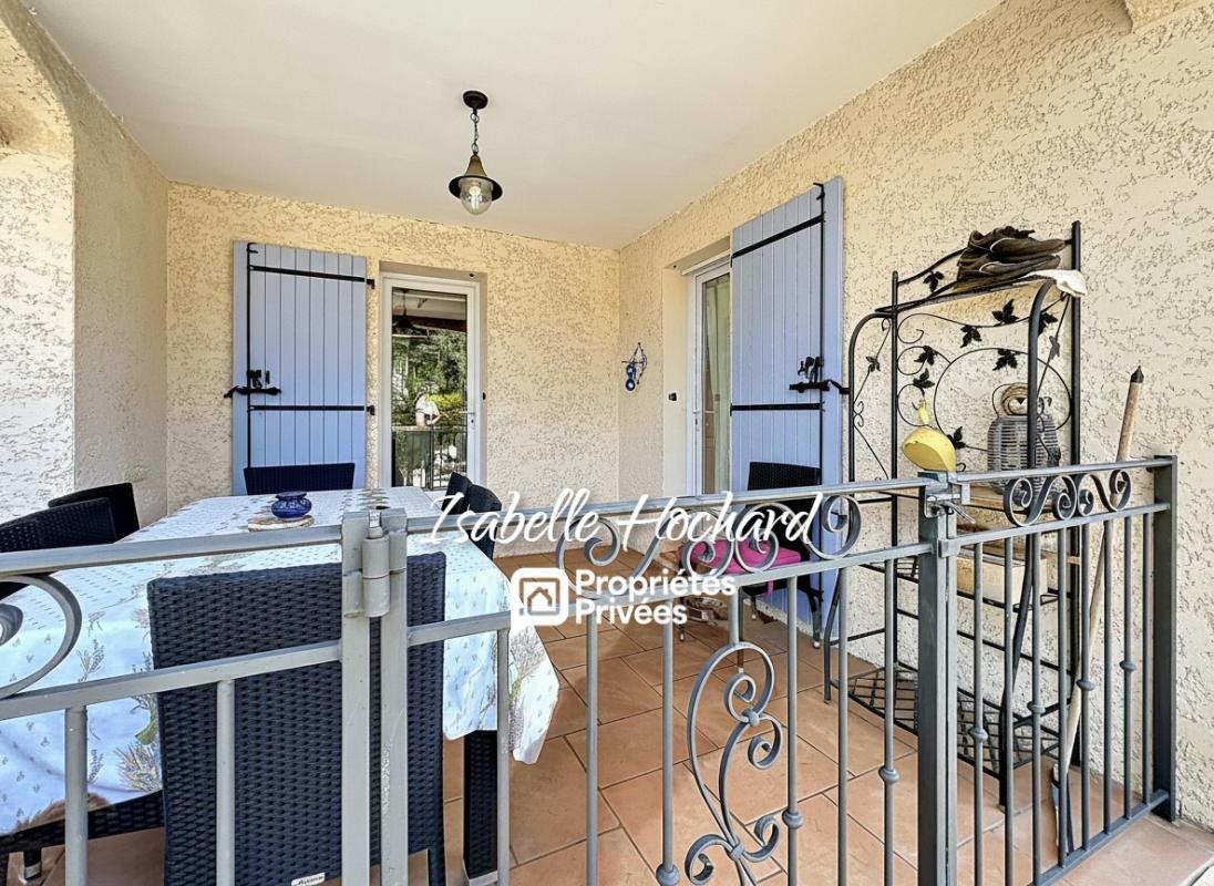 SAINTE-ANASTASIE-SUR-ISSOLE Villa familiale de plain-pied avec piscine et prestations de qualité ? Sainte-Anastasie-sur-Issole 13