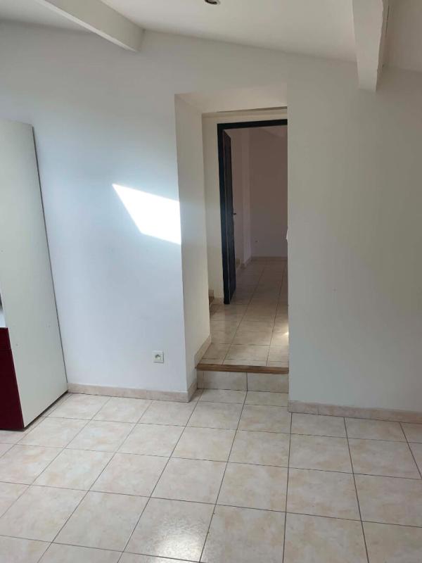 TOURVES Appartement T3 sur Tourves 5