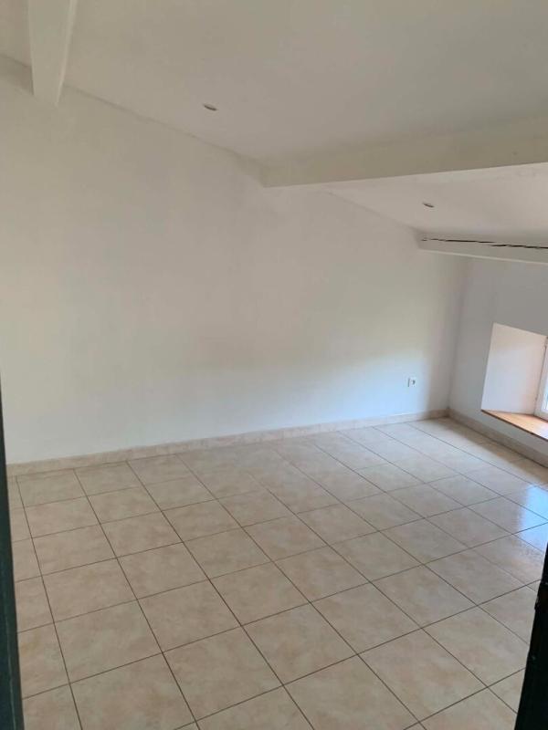 TOURVES Appartement T3 sur Tourves 8