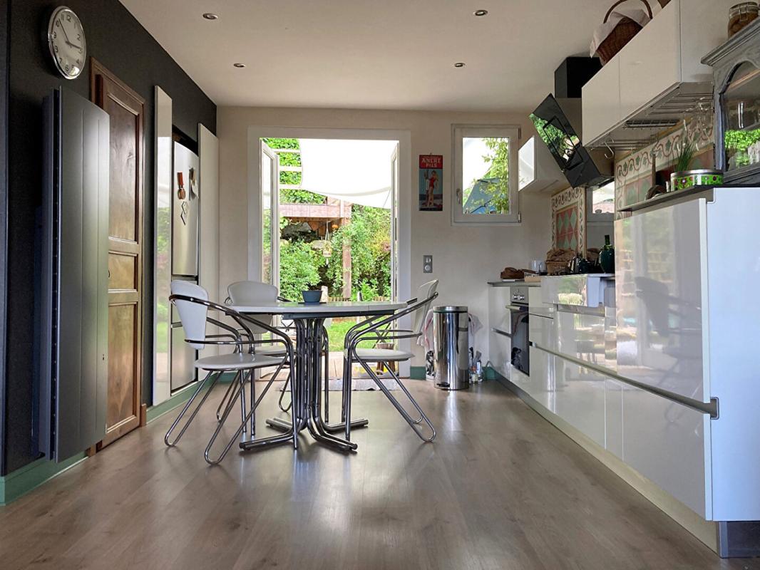 CAHORS Appartement atypique de bon standing à 5 minutes à pied du centre ville 8