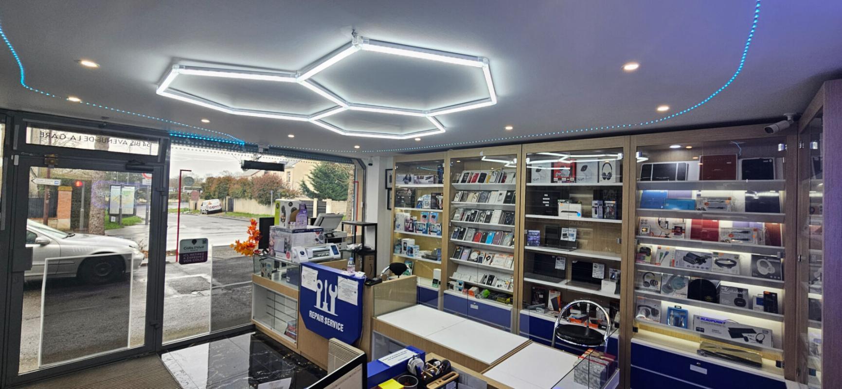 SAINT-MARD SAINT MARD -  boutique High-tech - fonds de commerce matériel infomatique 1
