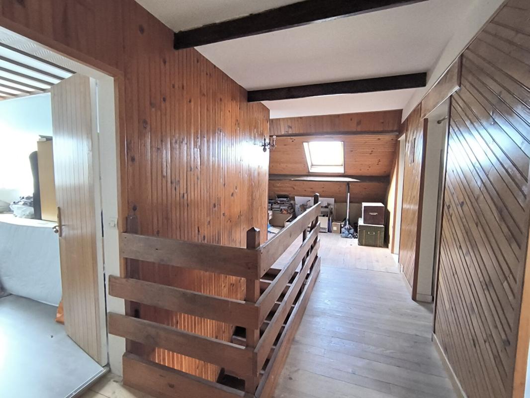 GOURNAY-EN-BRAY Maison Gournay En Bray 6 pièces 135.5 m2 7