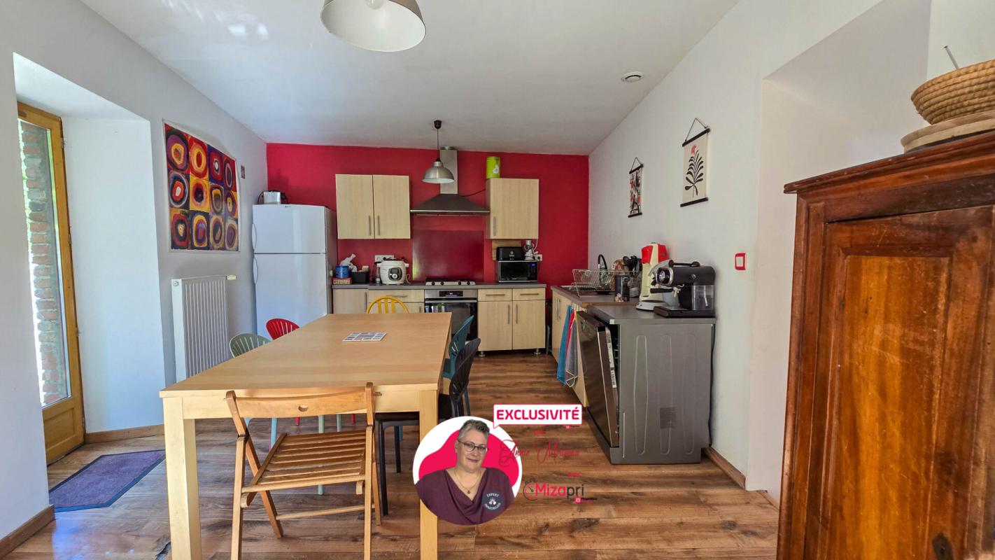 SAUVAGNAT-SAINTE-MARTHE Maison de caractère en pierres, 152 m² , Jardin, terrasse et dépendances , proche Issoire 13