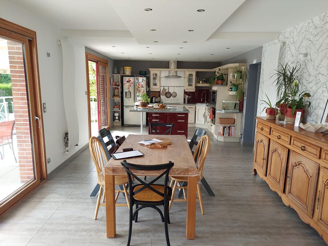 YVETOT Maison Saint Martin De L' If 6 pièce(s) 168 m2 4