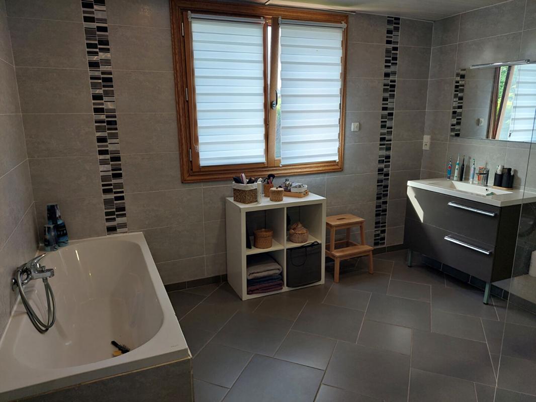 YVETOT Maison Saint Martin De L' If 6 pièce(s) 168 m2 8