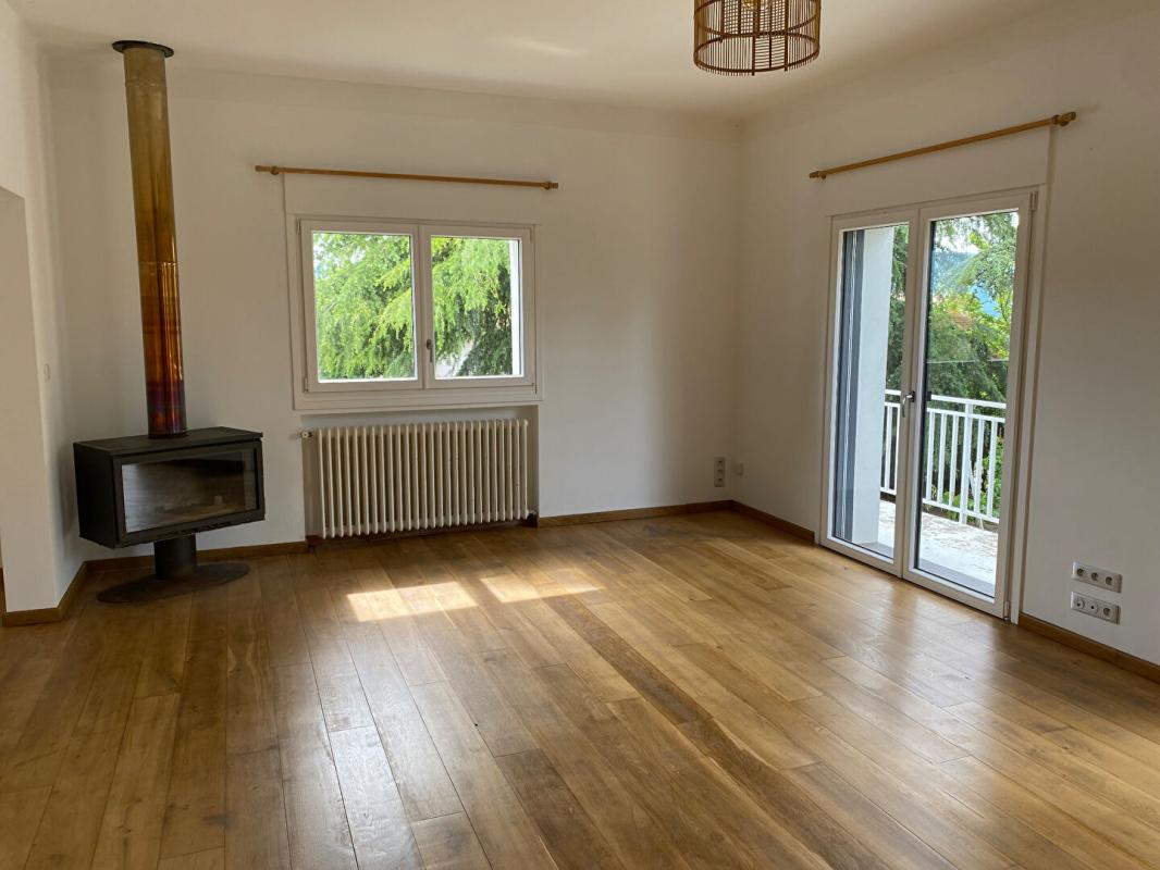 CHATEAU-ARNOUX-SAINT-AUBAN Maison Chateau Arnoux Saint Auban 7 pièce(s) 182.23 m2 4