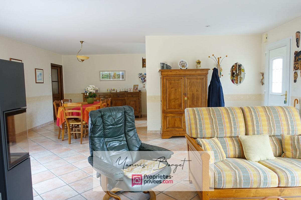CHALLANS MAISON DE PLAIN-PIED DE 113 M² SUR PLUS DE 1 000 M² DE TERRAIN 9