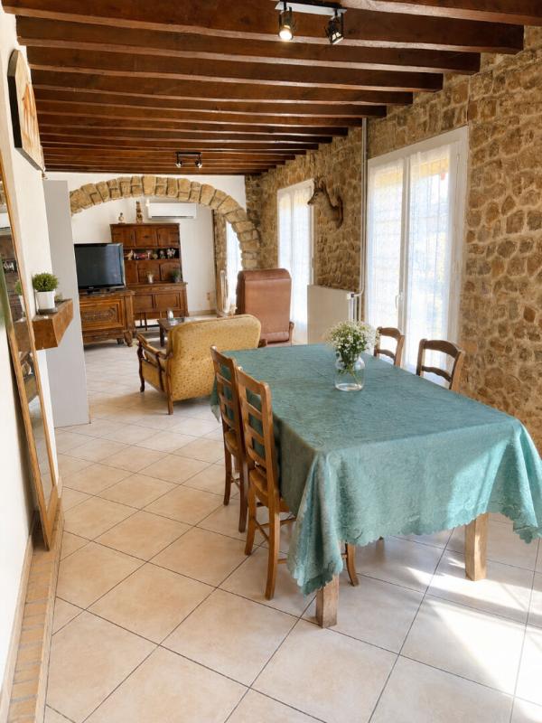 LAVARE Maison de plain pied lumineuse et peu énergivore de 5 pièces de plus de 70 m2 sur une parcelle de plus de 700 m2 2
