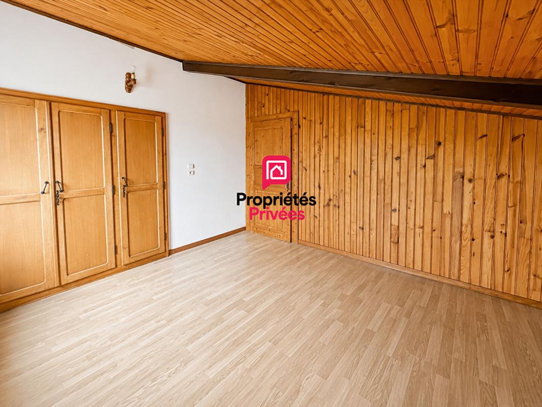 BAZAS Maison 185m² - 3 chambres - jardin et grange attenante 12