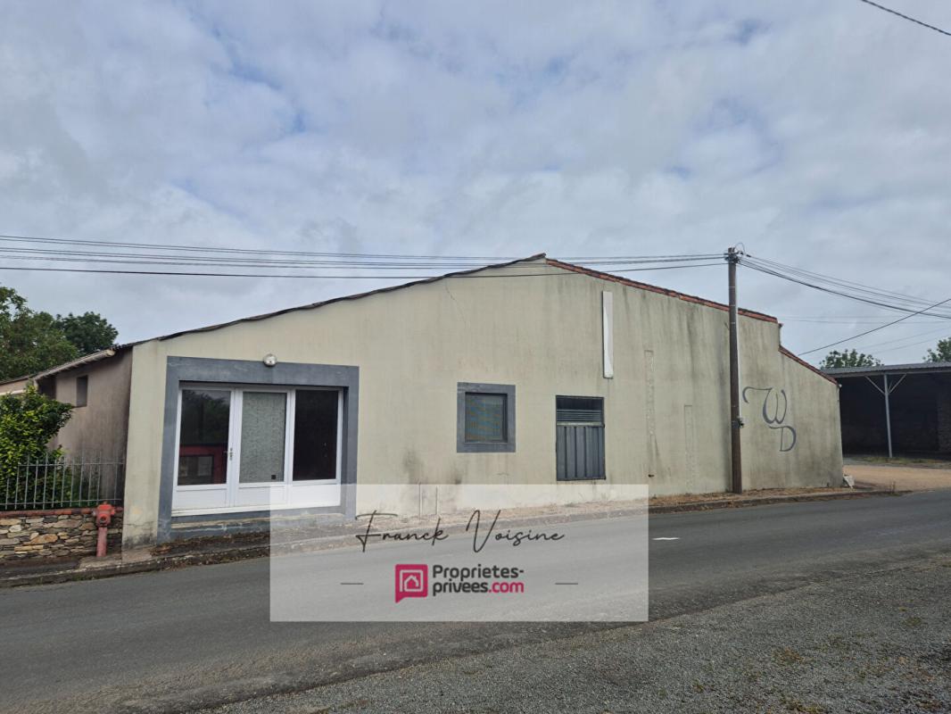 ROCHETREJOUX A VENDRE à Rochetrejoux, atelier de 173 m2 env 1