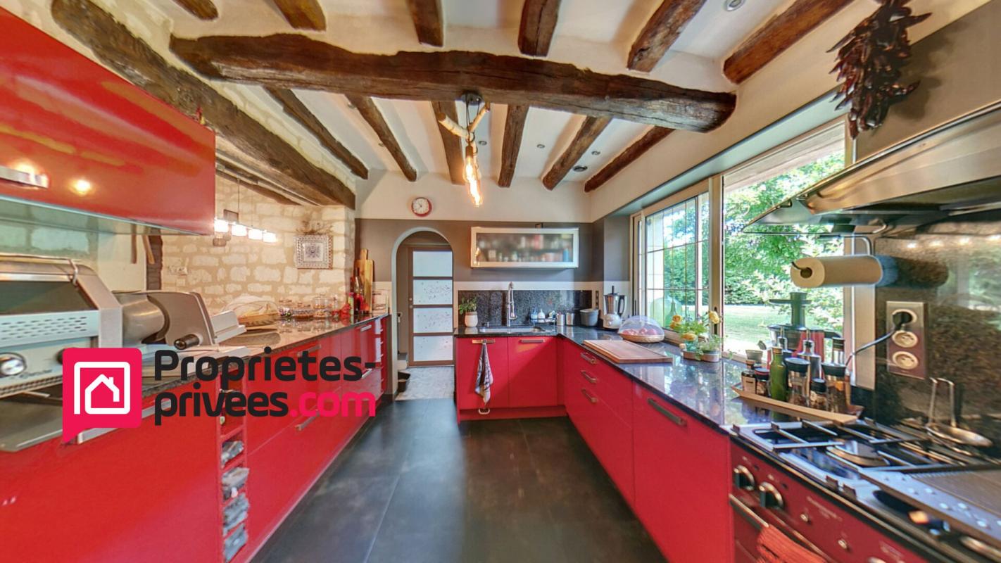 VEZIERES Proche CHINON - Propriété de 236M2 12