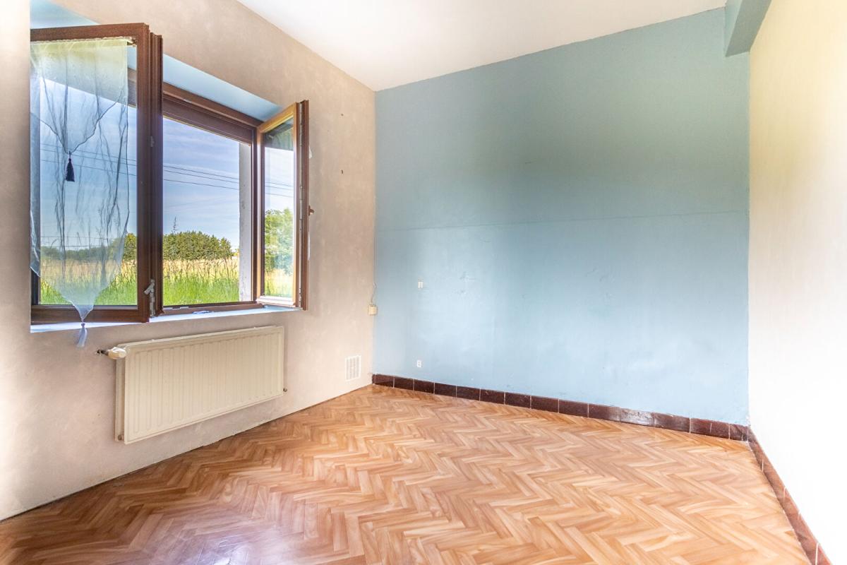 LA CHAPELLE-MONTMARTIN Maison La Chapelle Montmartin 6 pièces 130 m2 6