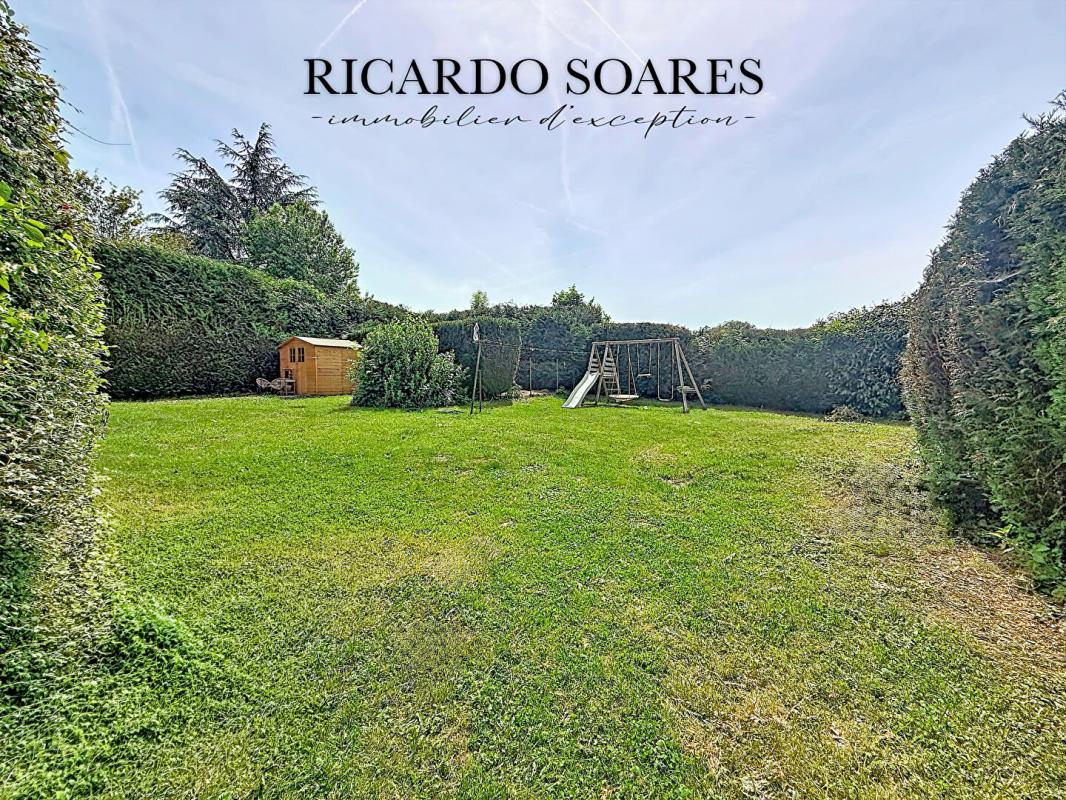 ANGICOURT 60940 ANGICOURT - MAISON FAMILIALE 103m2 AU SOL / 3 ou 4 CHAMBRES / SOUS-SOL TOTAL / TERRAIN 1215 m2 16