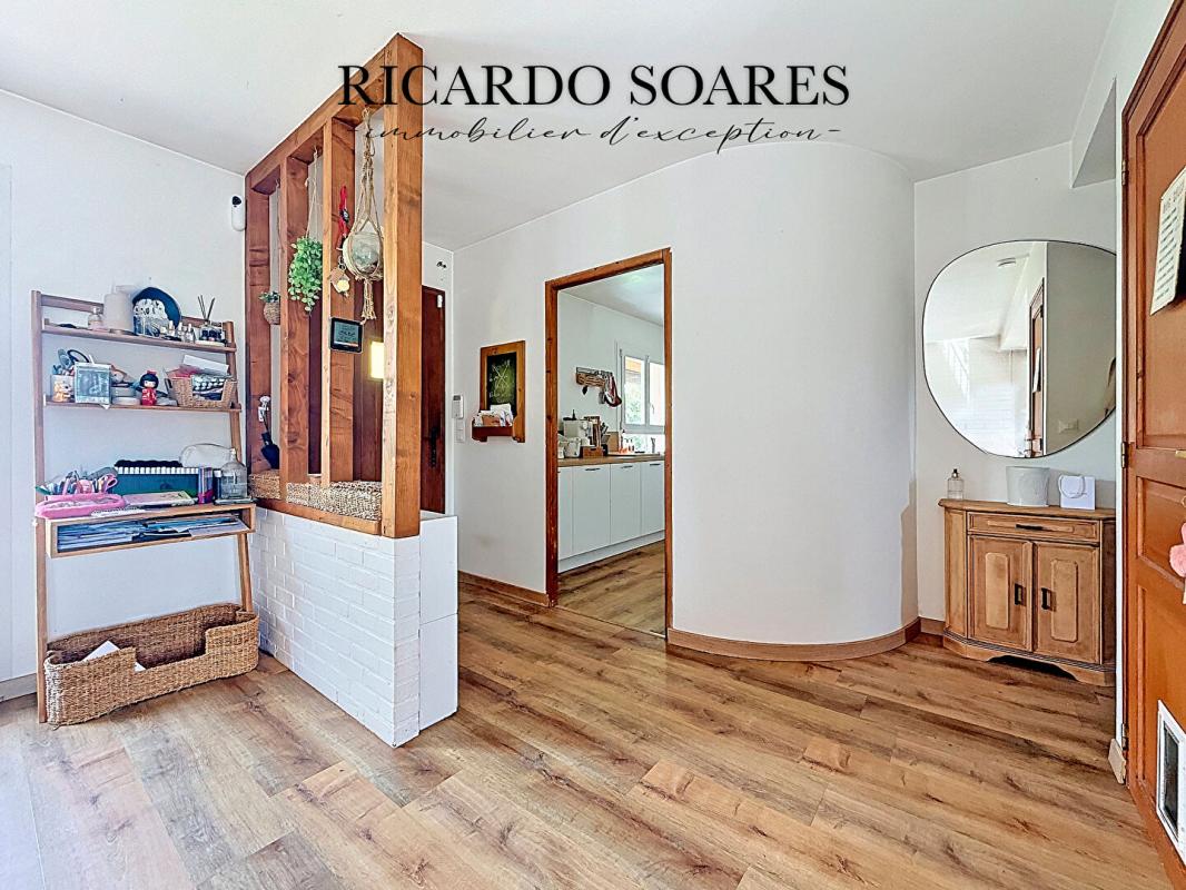 ANGICOURT 60940 ANGICOURT - MAISON FAMILIALE 103m2 AU SOL / 3 ou 4 CHAMBRES / SOUS-SOL TOTAL / TERRAIN 1215 m2 4