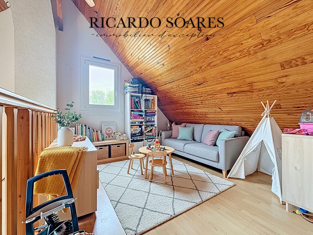ANGICOURT 60940 ANGICOURT - MAISON FAMILIALE 103m2 AU SOL / 3 ou 4 CHAMBRES / SOUS-SOL TOTAL / TERRAIN 1215 m2 9