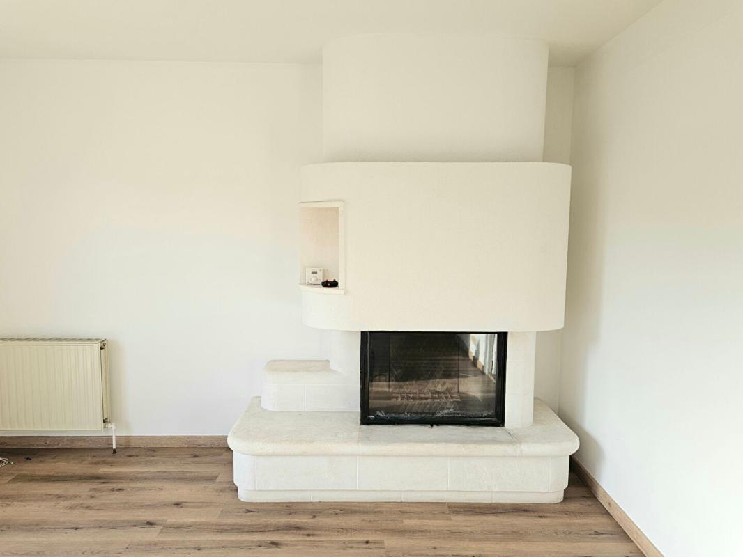 GAILLON Gaillon centre ville, au calme - Maison de 128 m2 - 4 chambres sur sous-sol total - Terrain plat de 700 m2 - Prix : 299.000 7