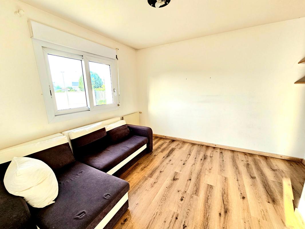 GAILLON Gaillon centre ville, au calme - Maison de 128 m2 - 4 chambres sur sous-sol total - Terrain plat de 700 m2 - Prix : 299.000 9