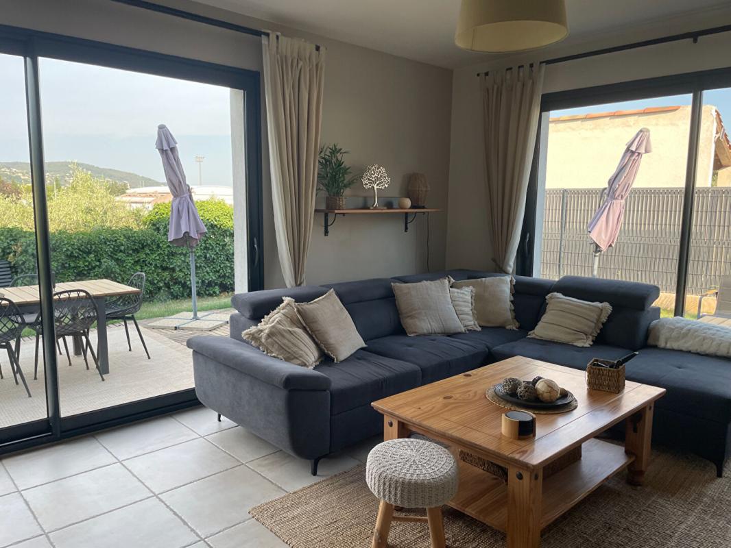 DRAGUIGNAN Maison de plain-pied avec vue dégagée , 4 chambres et Terrain de 544 m² 3