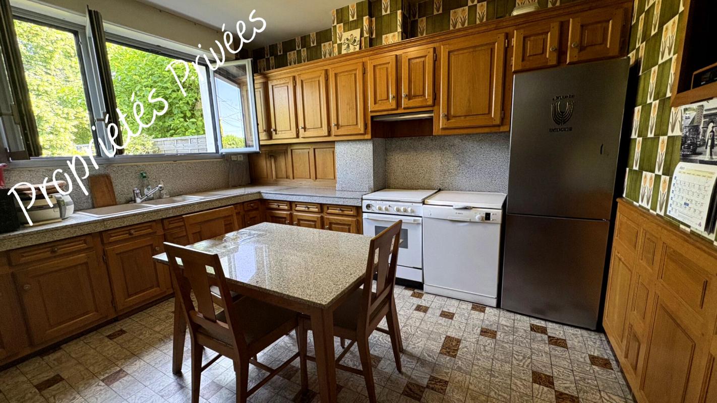 LA CHAUSSEE-SAINT-VICTOR Maison La Chaussee Saint Victor 7 pièce(s) 80 m2 3
