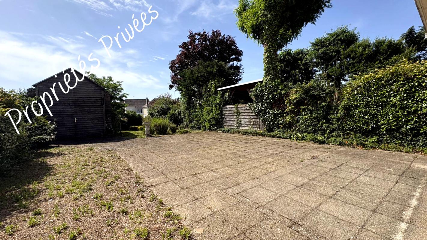 LA CHAUSSEE-SAINT-VICTOR Maison La Chaussee Saint Victor 7 pièce(s) 80 m2 8