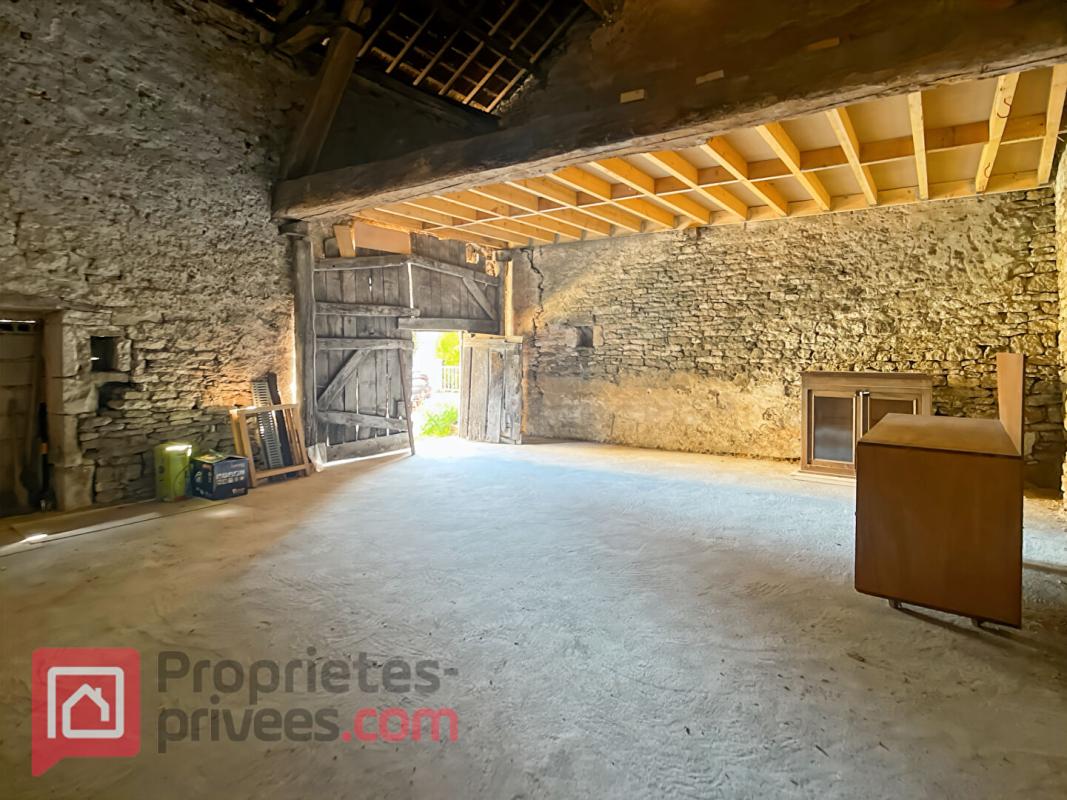 MASSANGIS Maison Massangis 4 pièces 11
