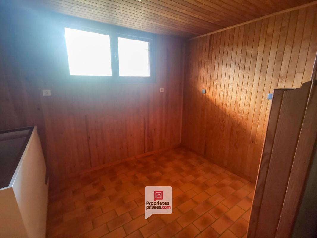 LE CHEYLAS Le Cheylas (38570)  Maison de 157 m2-+ garage double+ sous sol + combles aménageables 16