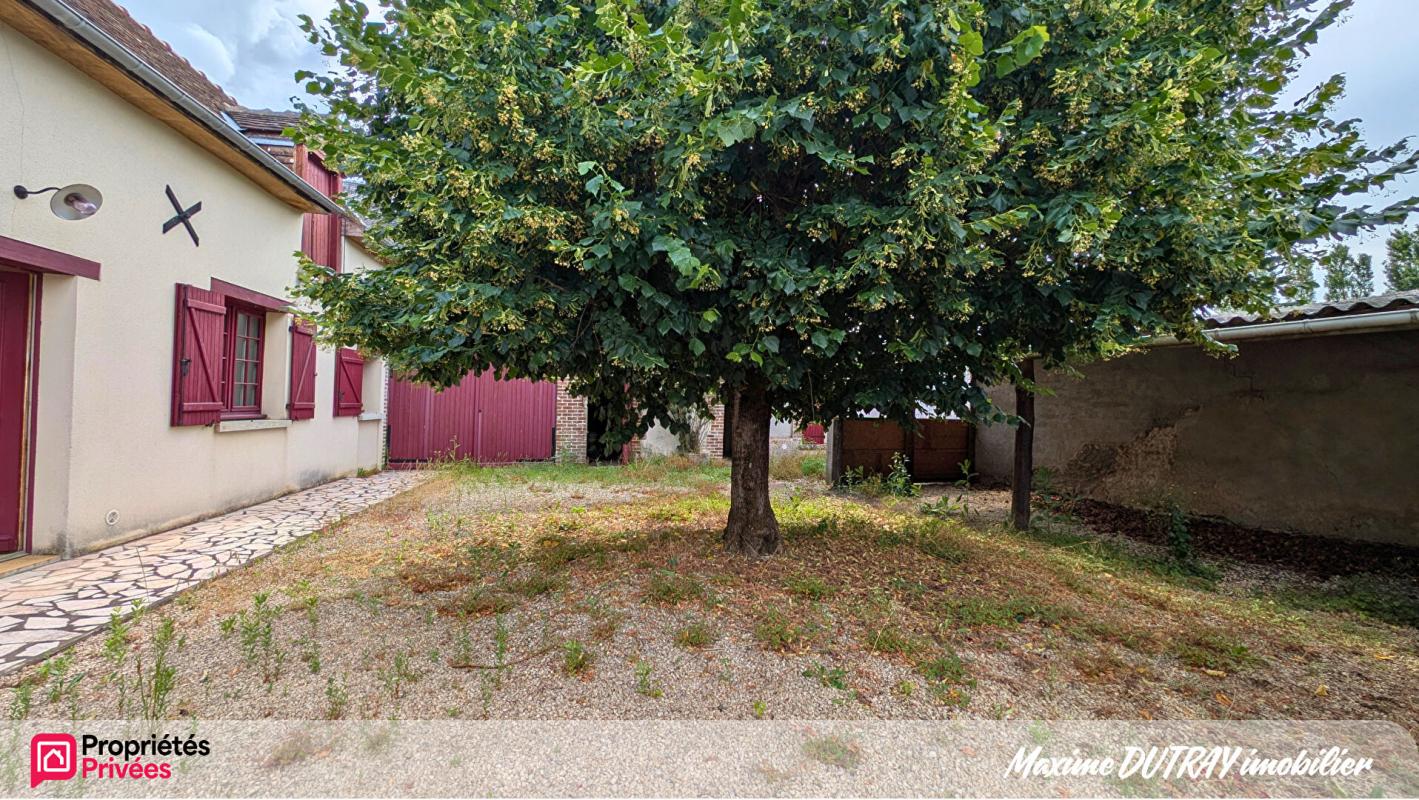 AUZOUER-EN-TOURAINE Maison 3 pièces 53m² + Grenier, Dépendance 65m² 1