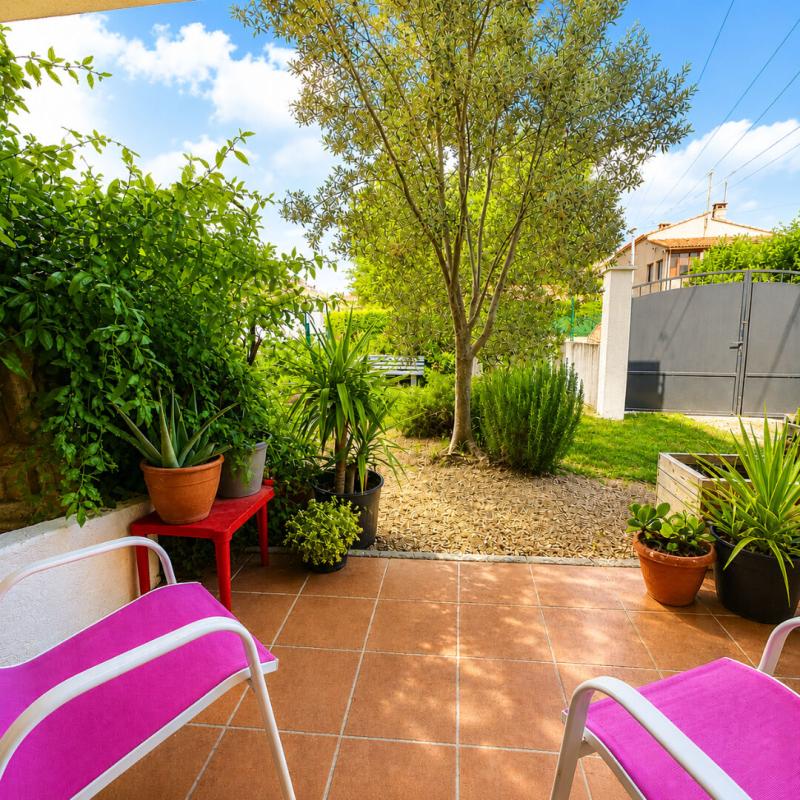 MARIGNANE Esprit Villa : Appartement Rénové de 82m² avec Jardin d'environ 230m² ! 1