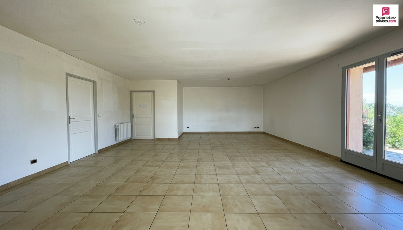ESPARRON-DE-VERDON Maison plain-pied, piscine, studio indépendant et aperçu lac 10