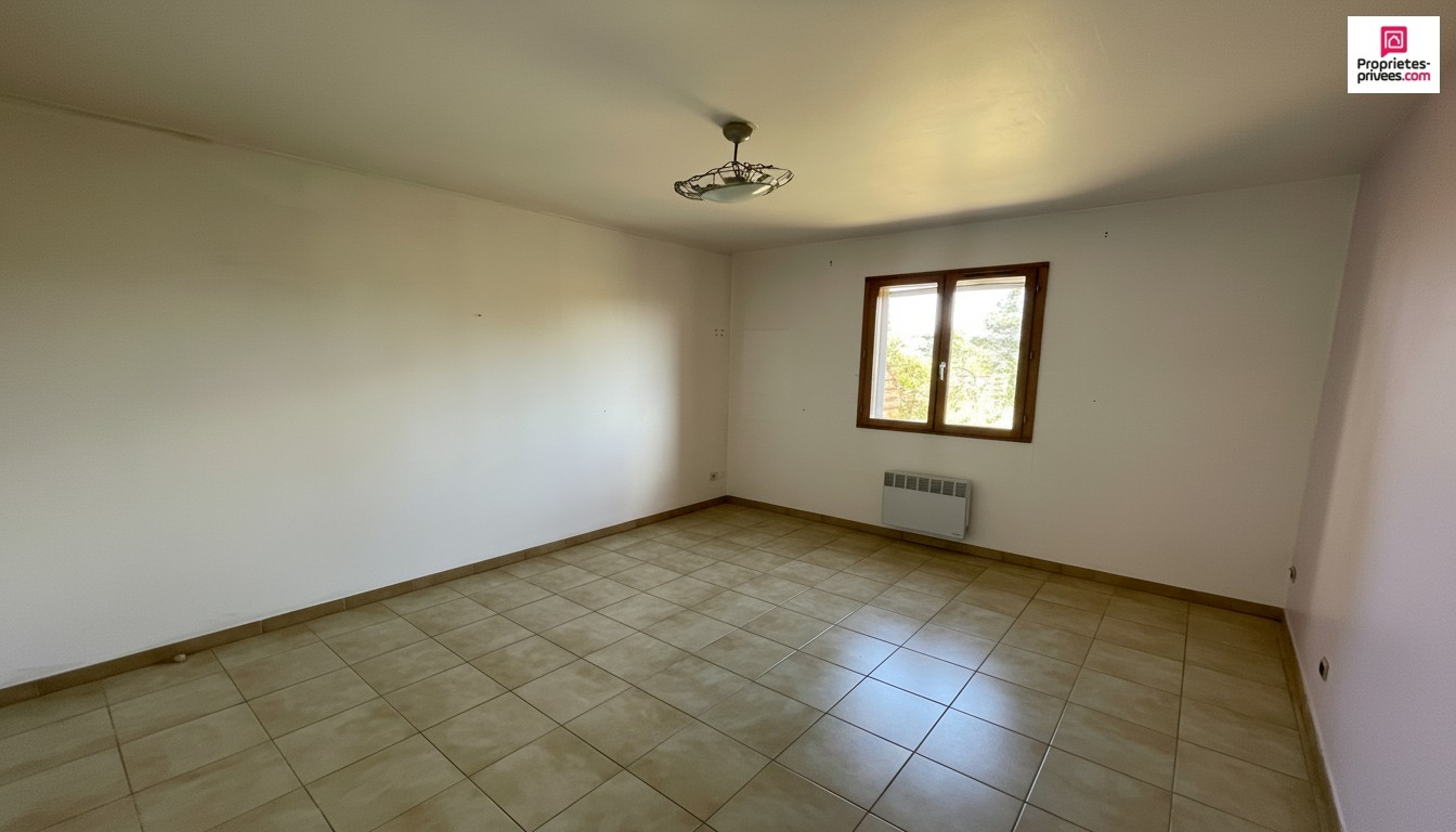 ESPARRON-DE-VERDON Maison plain-pied, piscine, studio indépendant et aperçu lac 11