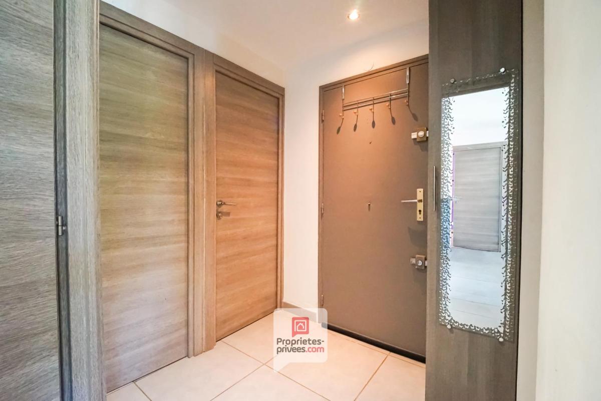 SAINT-MARTIN-D'HERES Appartement Saint Martin D Heres 3 pièce(s) 60.66 m2 13