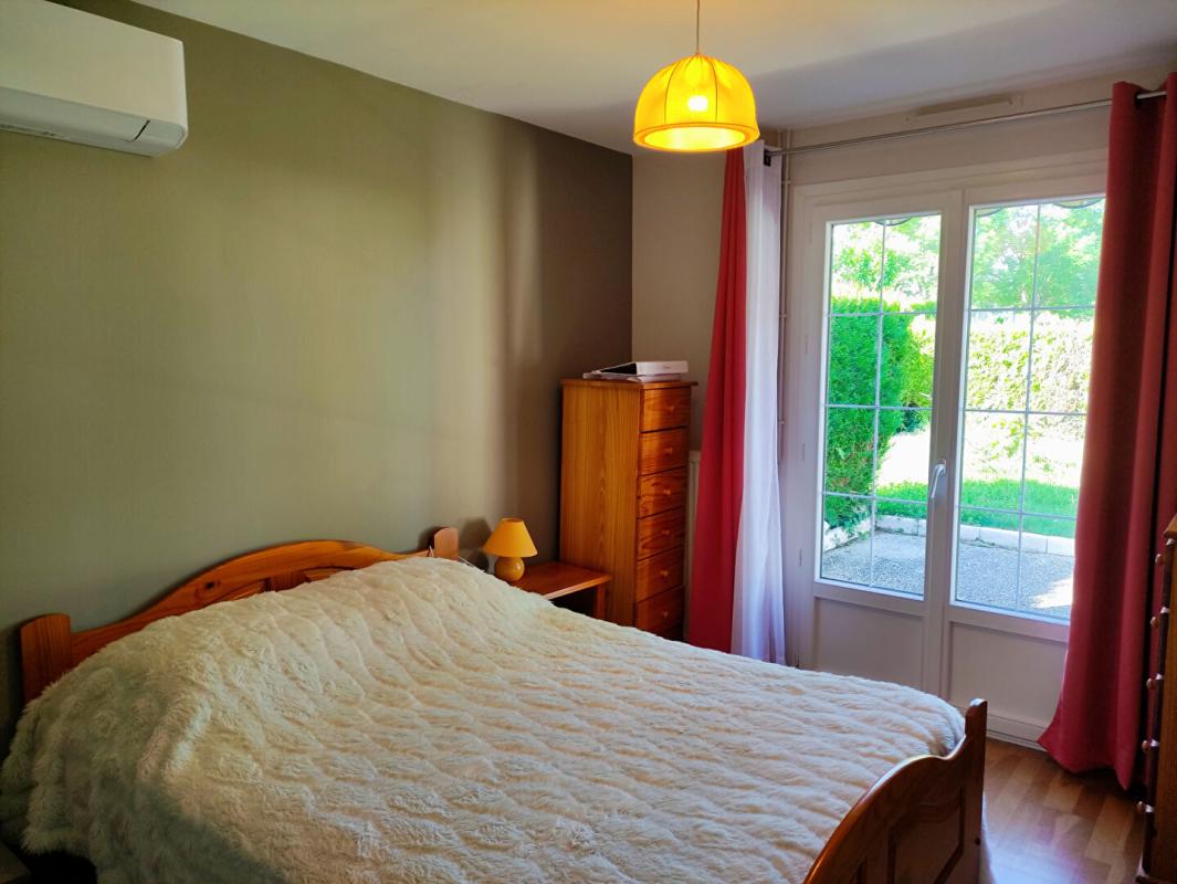 PREUILLY-SUR-CLAISE Maison de plain pied Preuilly Sur Claise 5 pièce(s) 109 m2 13