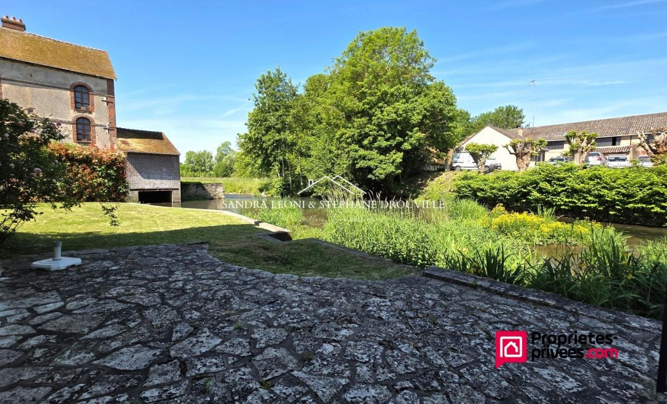 CHARTRES PROCHE CHARTRES - THIVARS - CHARMANTE MAISON DE VILLE de 295 m², 8 pièces 18