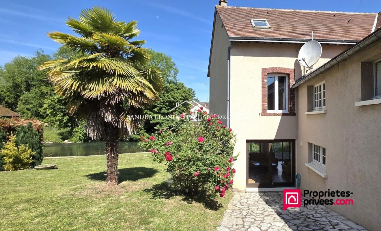 CHARTRES PROCHE CHARTRES - THIVARS - CHARMANTE MAISON DE VILLE de 295 m², 8 pièces 2