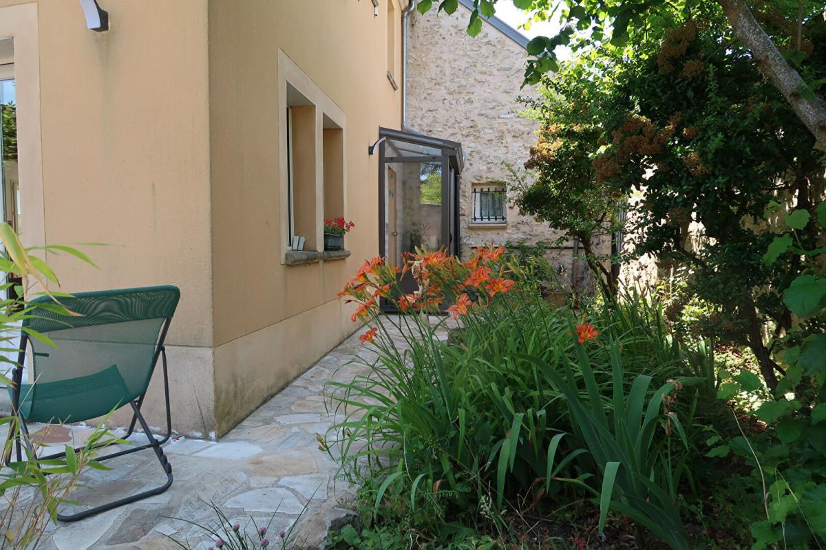 MARINES MARINES. CHARMANTE MAISON D'ARCHITECTE 4