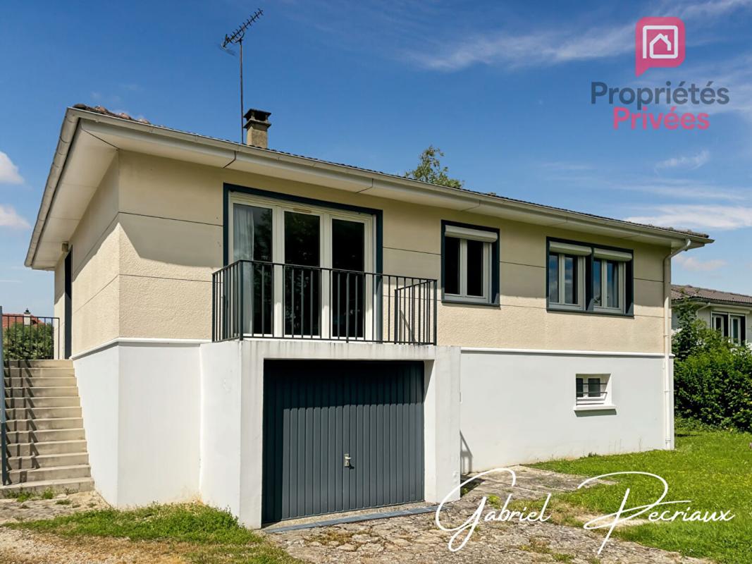 SAINT-JULIEN-LES-VILLAS Maison  4 pièce(s) 15