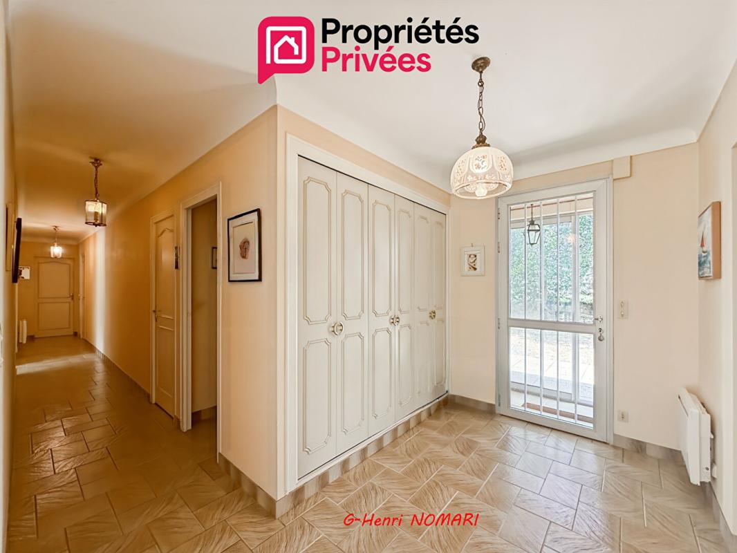 CHATEAUBRIANT Maison Chateaubriant 8 pièce(s) 154 m2 10