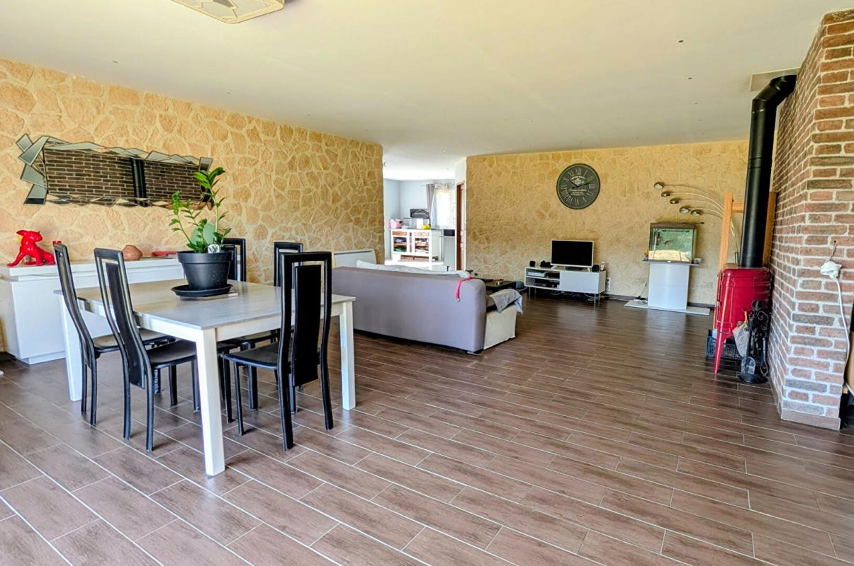MONTPON-MENESTEROL Maison Montpon Menesterol 7 pièce(s) 190 m2 8