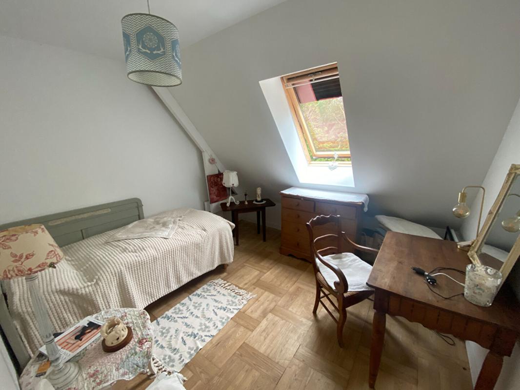 DOZULE Maison proche DOZULE 3 chambres, le tout sur un terrain de 3000 m² 10