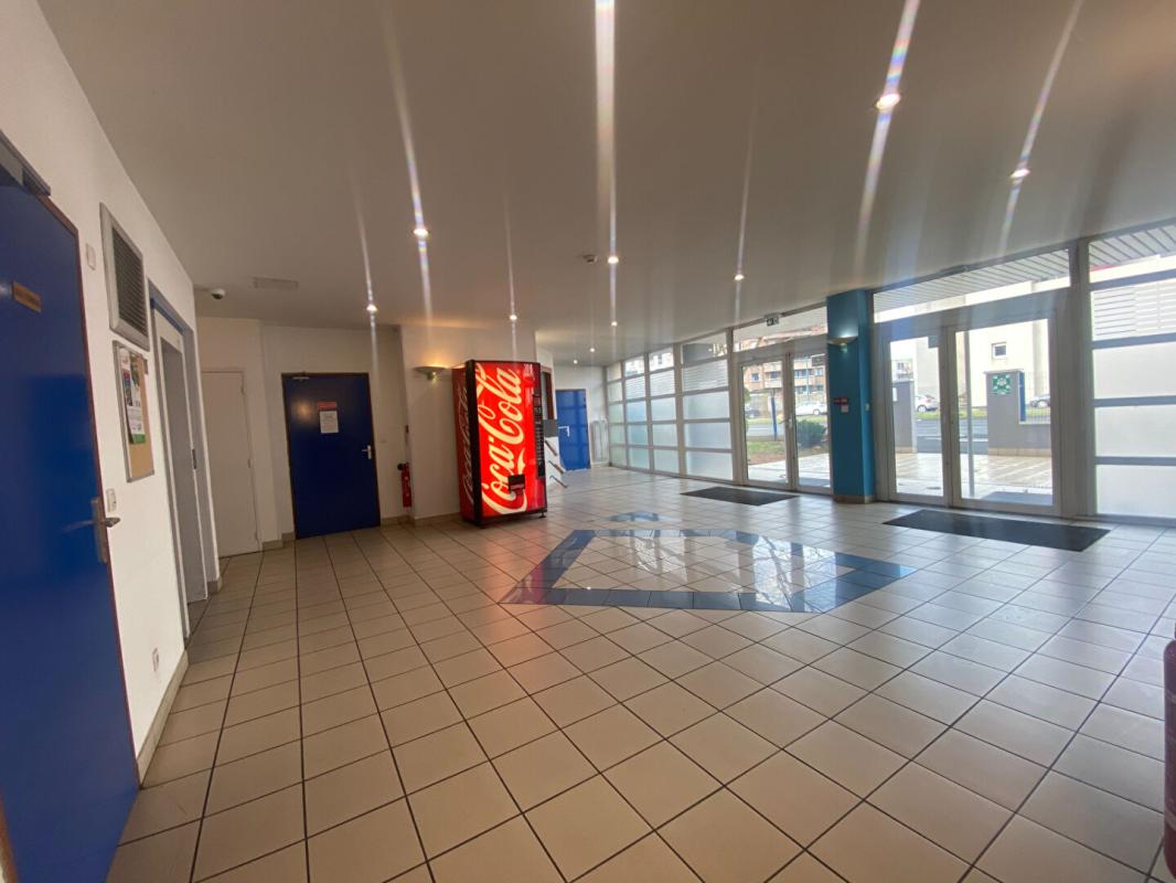 CLERMONT-FERRAND Studio 18m² 6