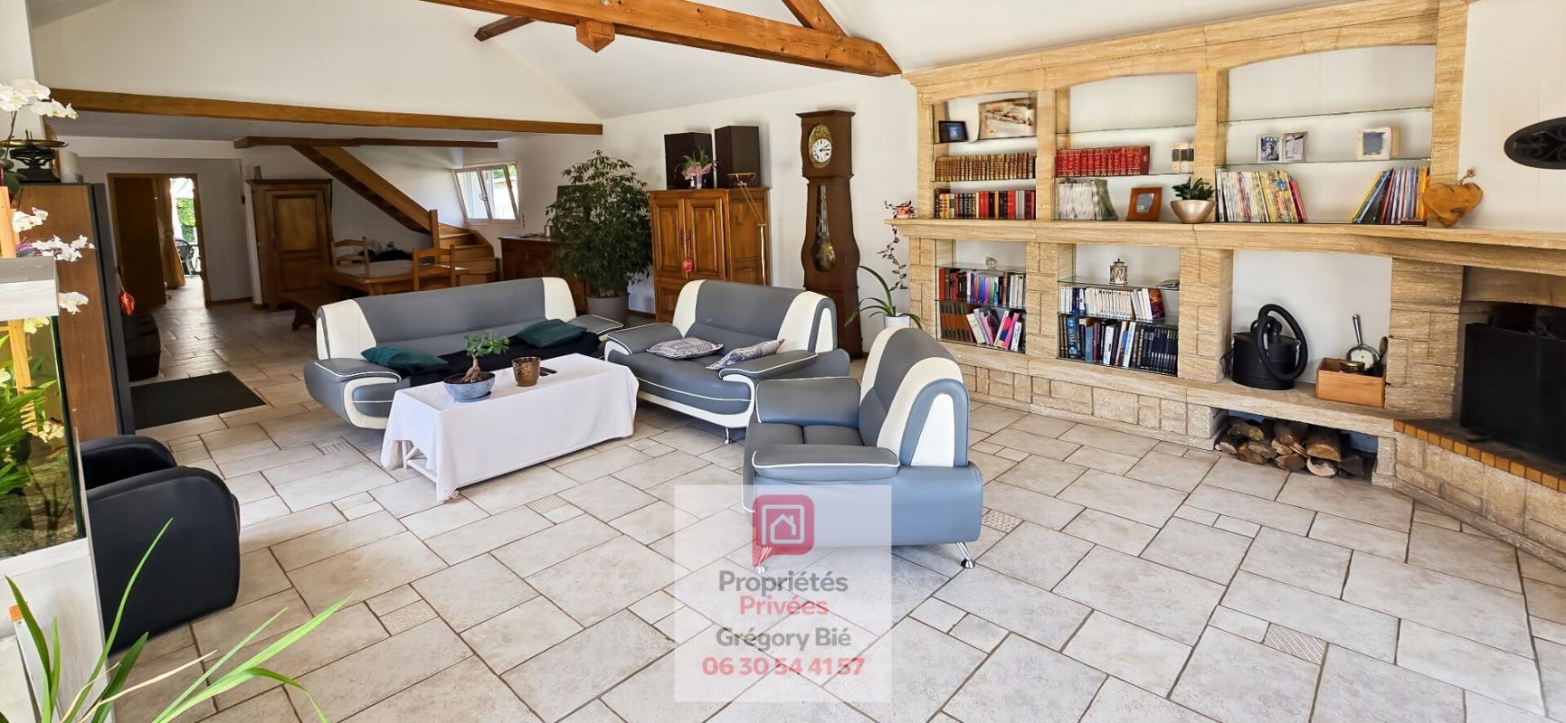 TOURNAN-EN-BRIE Maison Tournan En Brie 8 pièce(s) 208 m2 9