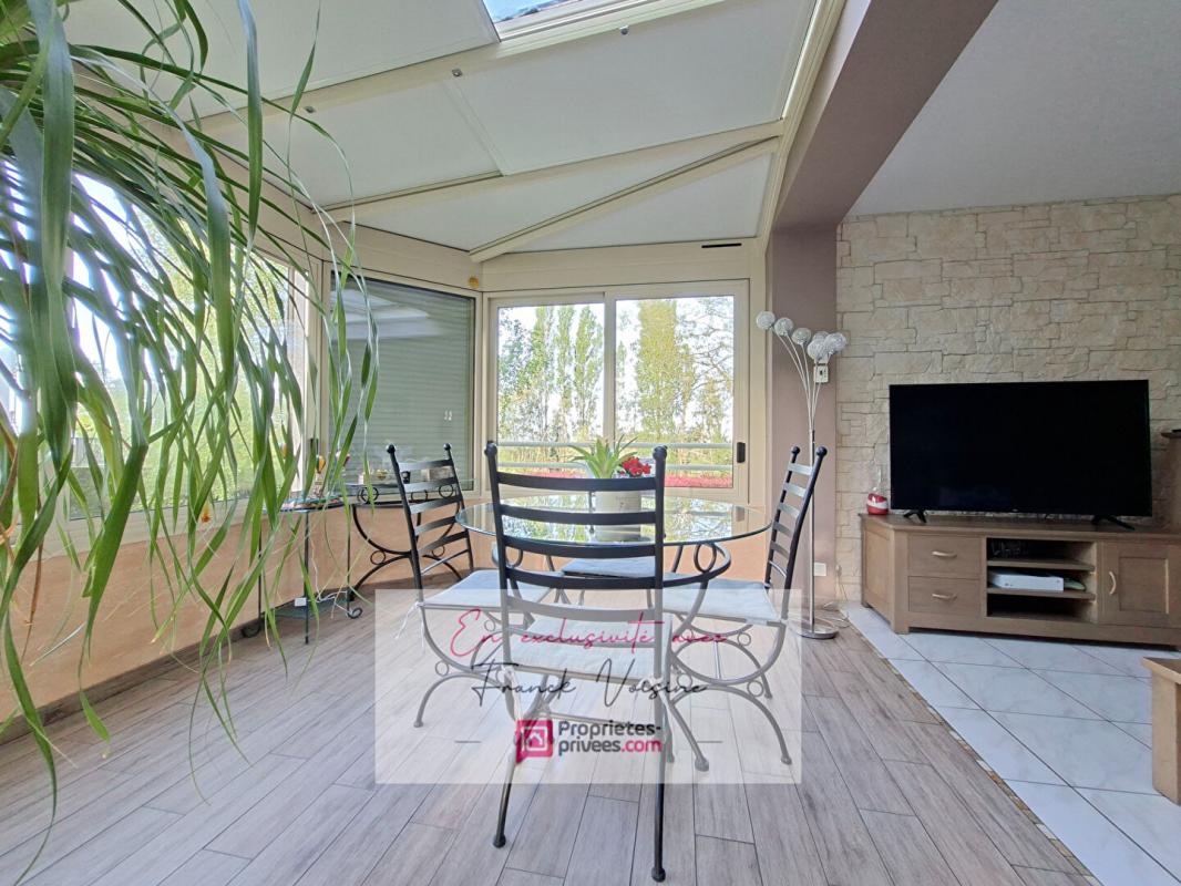 SAINT-MICHEL-MONT-MERCURE A VENDRE en Exclusivité à Saint Michel Mont Mercure, maison de 124 m2 avec 4 chambres et 1 bureau sur un parc arboré de 3812 m2 6