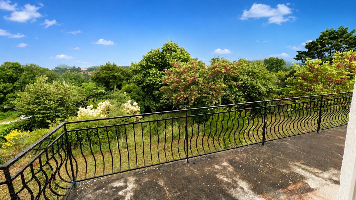 CAHORS Cahors 46000, Maison 5 pièces, sur sous-sol, au calme 10